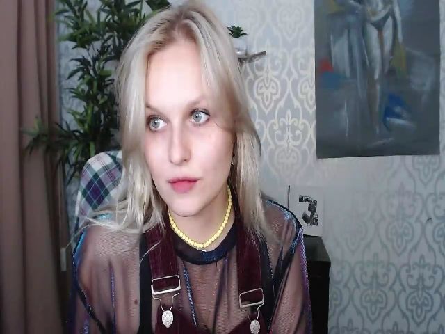 Live sex webcam photo for Dorina_xX #269179284