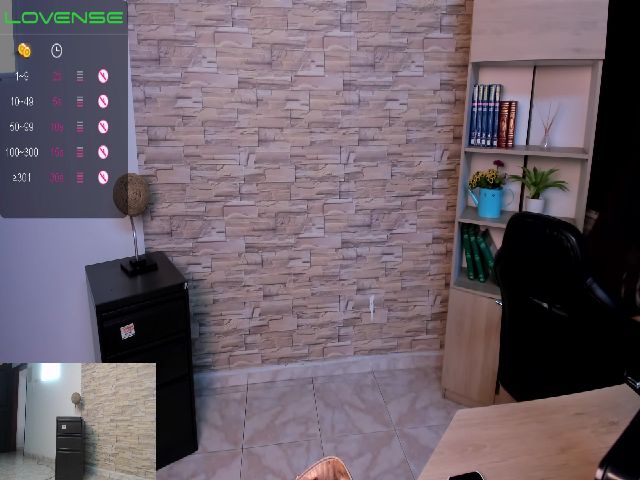 Live sex webcam photo for Bridget_love #269175608