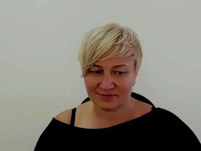 Live sex webcam photo for KailyMey #269173743