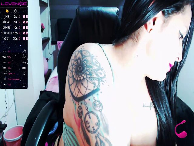 Live sex webcam photo for Samara_Sex #269182552