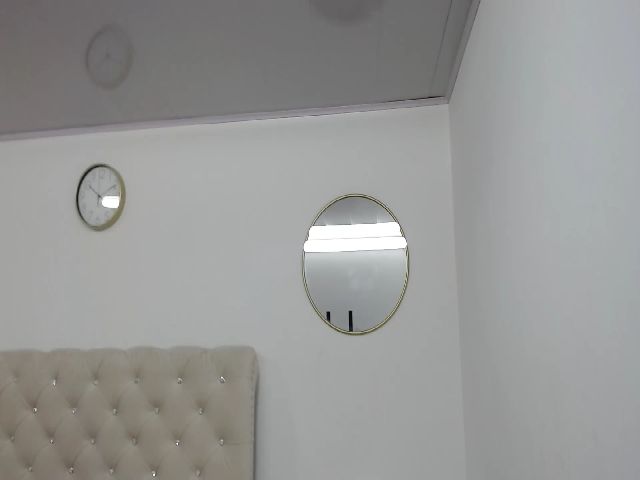 Live sex webcam photo for Laura_connor #269179692