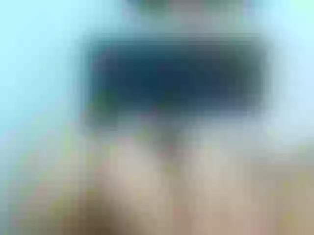 Live sex webcam photo for miaxnoah #269165305