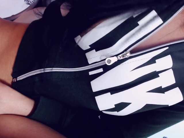 Live sex webcam photo for softdoll #269168964