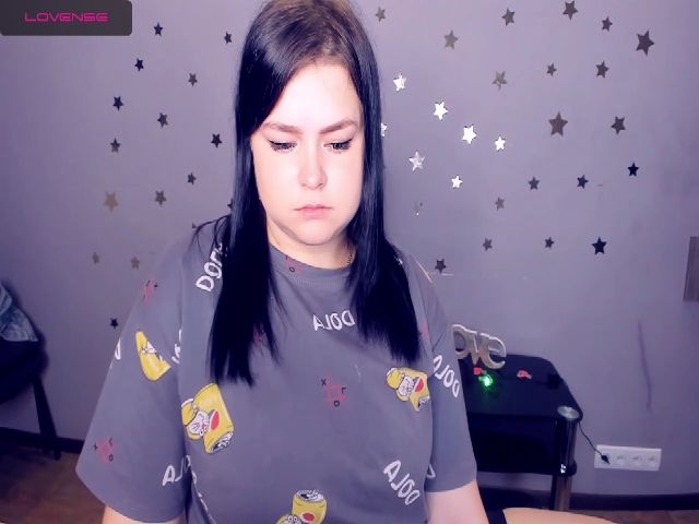 Live sex webcam photo for Sinnarey #269171726