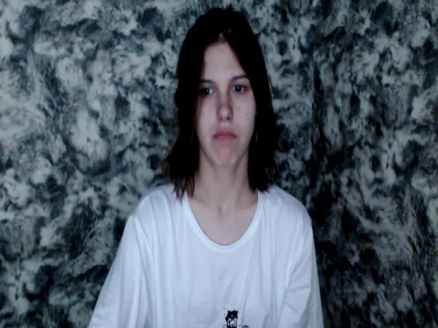 Live sex webcam photo for FoundError404 #269166679