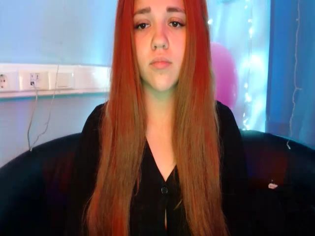 Live sex webcam photo for Emma_One1 #269168109