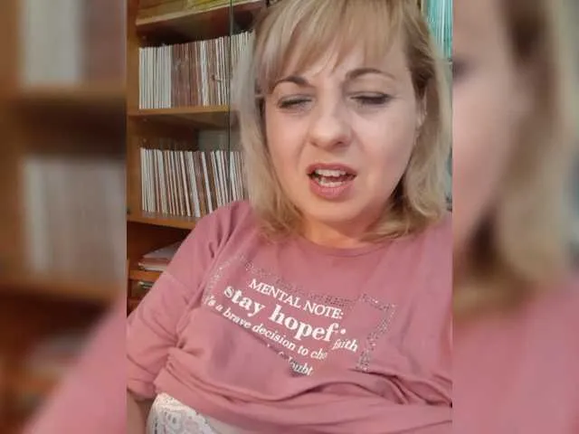 Live sex webcam photo for LanaSwet #269172274