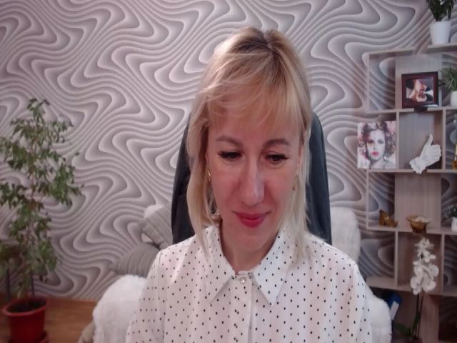 Live sex webcam photo for SvenIsolde #269179438