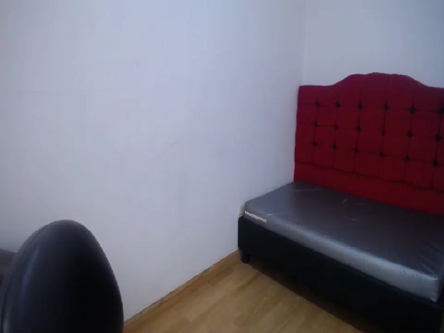 Live sex webcam photo for Carolinforbes #269181095
