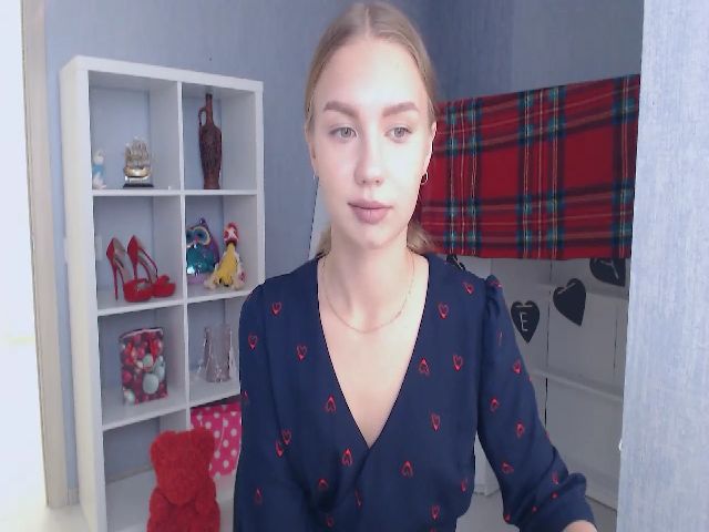 Live sex webcam photo for KatrinNovak #269171375