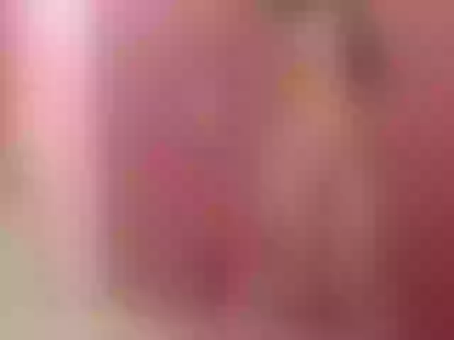 Live sex webcam photo for Nicolletea #269177351