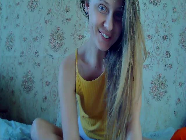 Live sex webcam photo for GirlAlenka #269174751