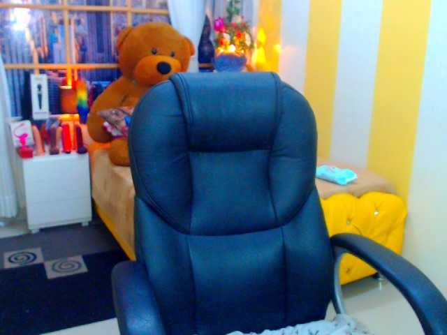 Live sex webcam photo for Eloveskamy #269193764