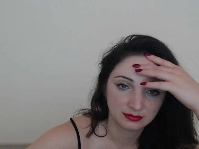 Live sex webcam photo for Camillla13 #269193288