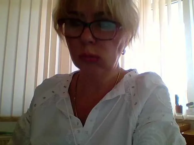 Live sex webcam photo for Luiziana111 #269188128