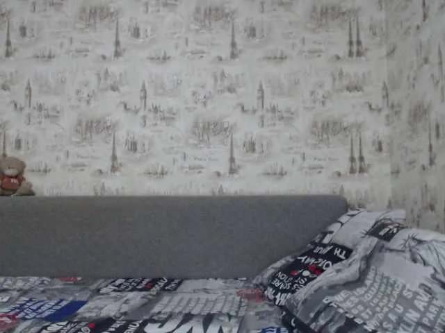 Live sex webcam photo for LunaRex #269198450