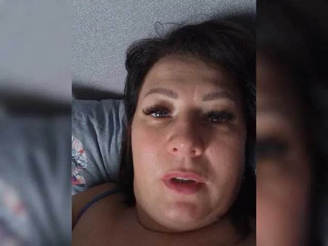 Live sex webcam photo for MiLediLeDi #269187898