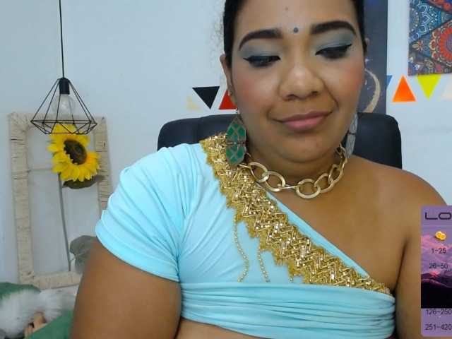 Live sex webcam photo for IndianMama #269199454