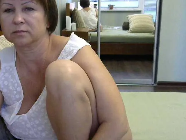 Live sex webcam photo for xxtanyaxx #269188232