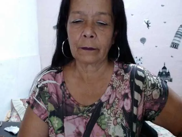 Live sex webcam photo for monitatrevida #269198794