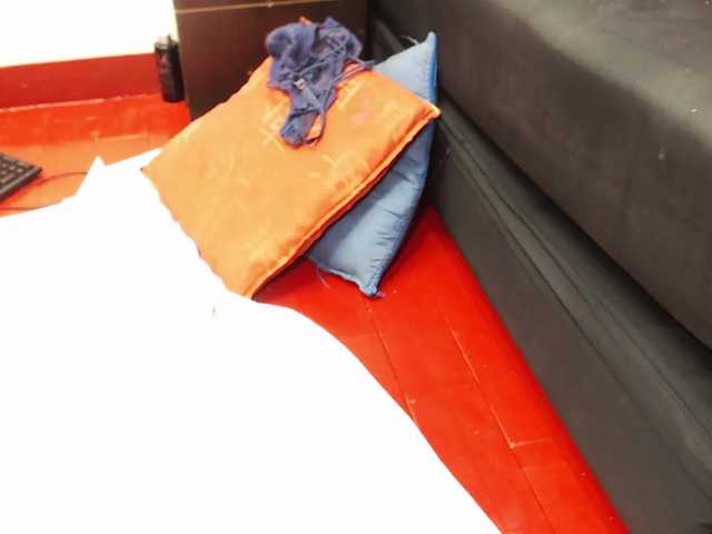 Live sex webcam photo for EbonySexxx #269199034