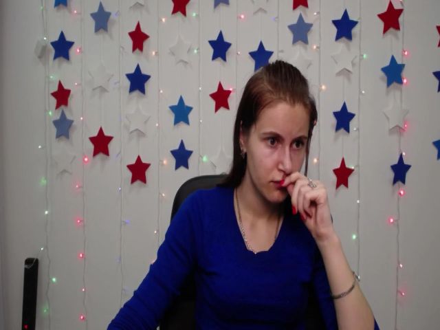 Live sex webcam photo for MollyTravis #269196831