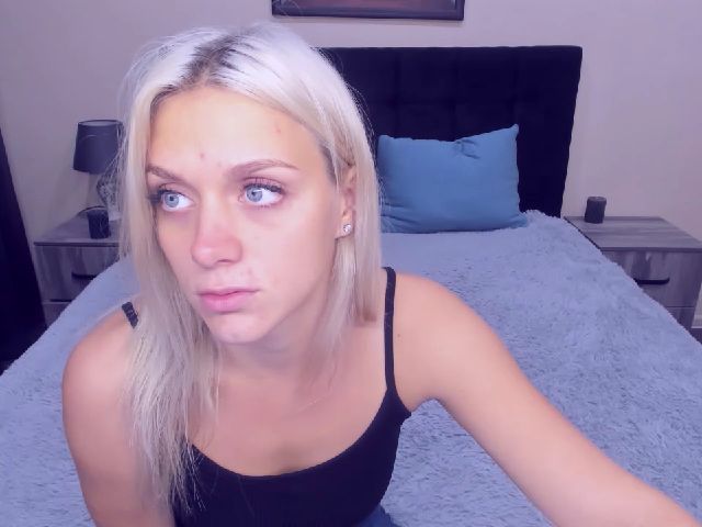 Live sex webcam photo for MeganKind #269187795