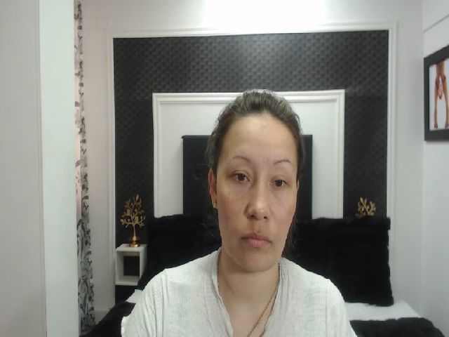 Live sex webcam photo for Gaby_trent #269195532