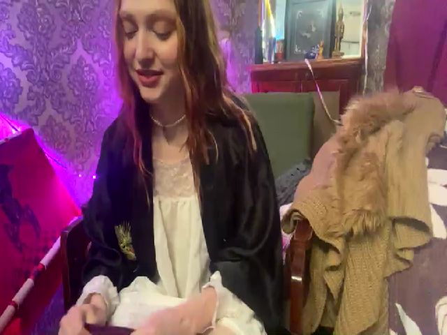 Live sex webcam photo for MadFrau #269196305