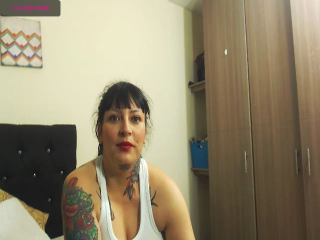 Live sex webcam photo for Catabrown #269203870