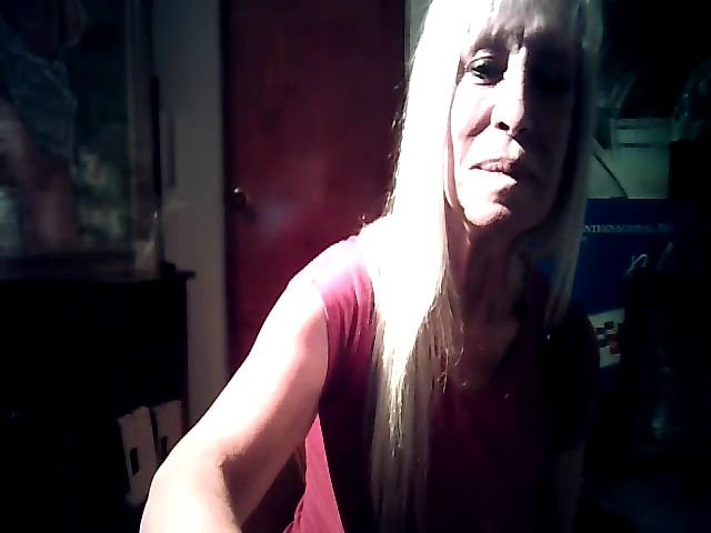 Live sex webcam photo for Latinablond7 #269184896