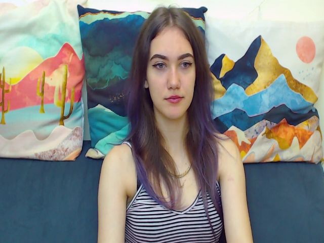 Live sex webcam photo for NancyYounq #269194137