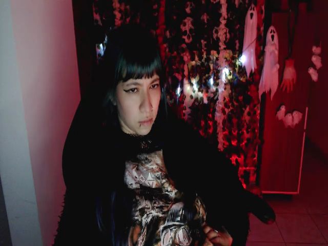 Live sex webcam photo for umaru_michae #269203884