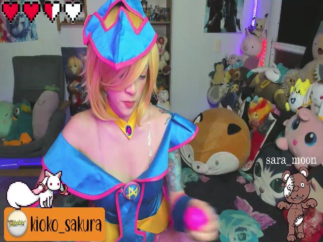 Live sex webcam photo for Sara_Skys #269187516
