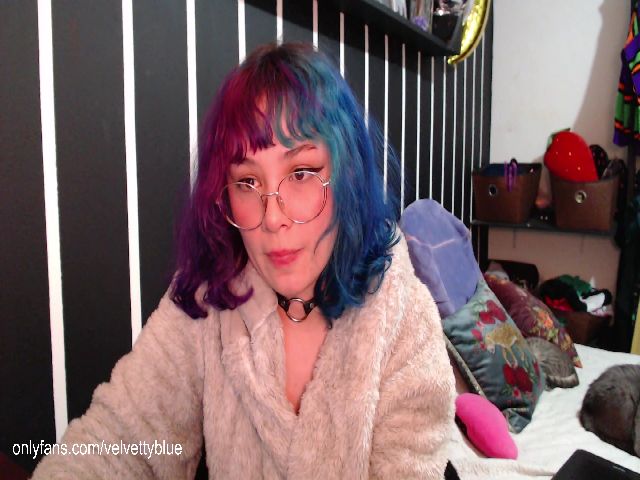 Live sex webcam photo for VelvetyBlue #269186271