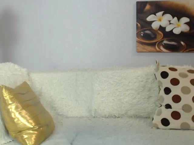 Live sex webcam photo for Queen_Venuss #269190270