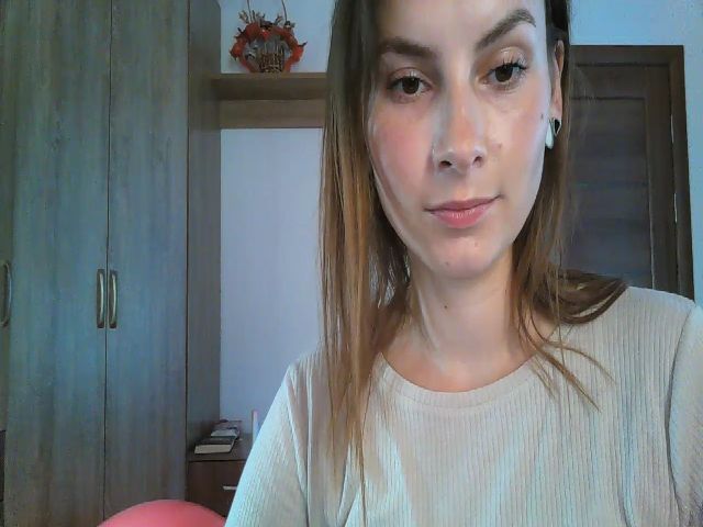 Live sex webcam photo for MisssSun #269196053