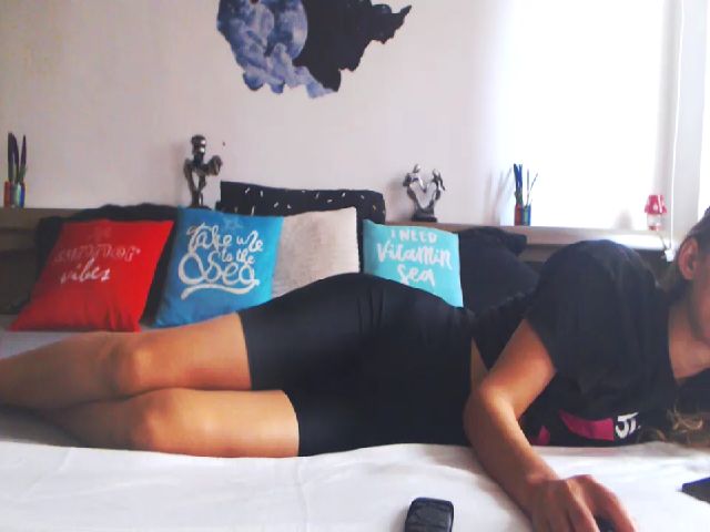 Live sex webcam photo for RebeccaNoir #269195635