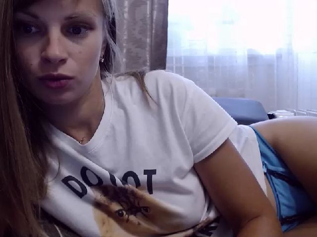 Live sex webcam photo for AndreaBlondy #269192074