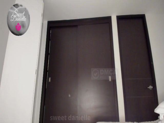 Live sex webcam photo for Sweetdaniel8 #269182576