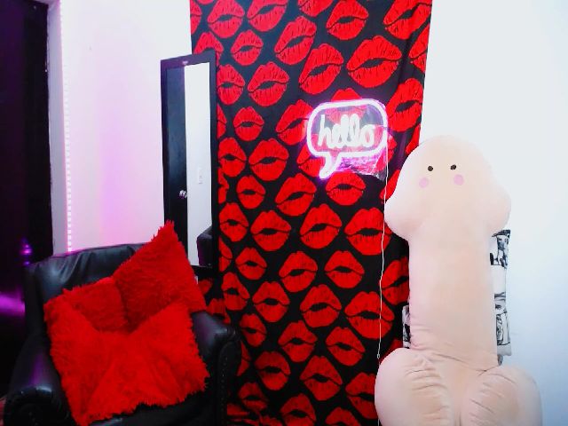 Live sex webcam photo for Dulce_doll #269189735