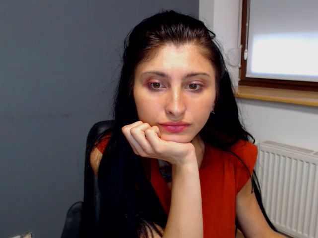 Live sex webcam photo for SnowSpacee #269191840