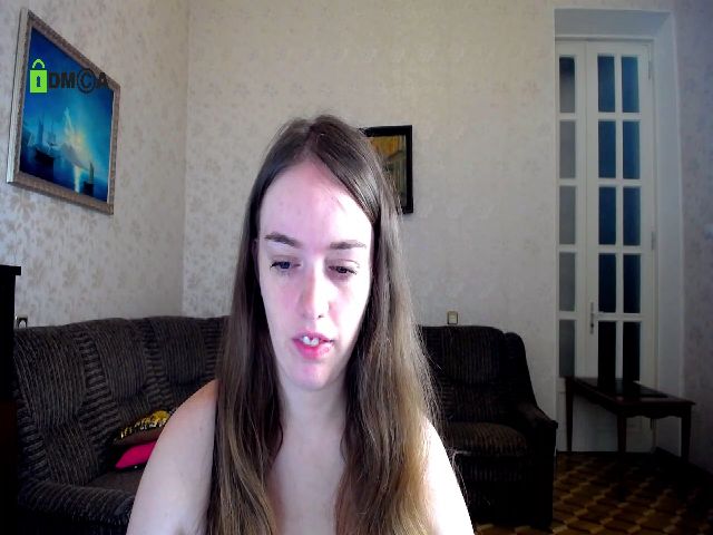 Live sex webcam photo for Fi_Lena #269189739