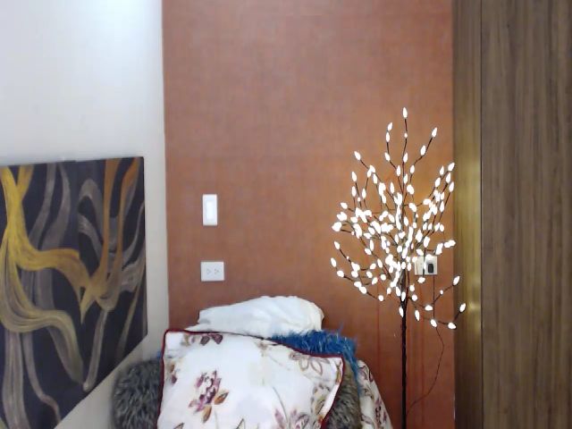 Live sex webcam photo for Forevermanu #269193177