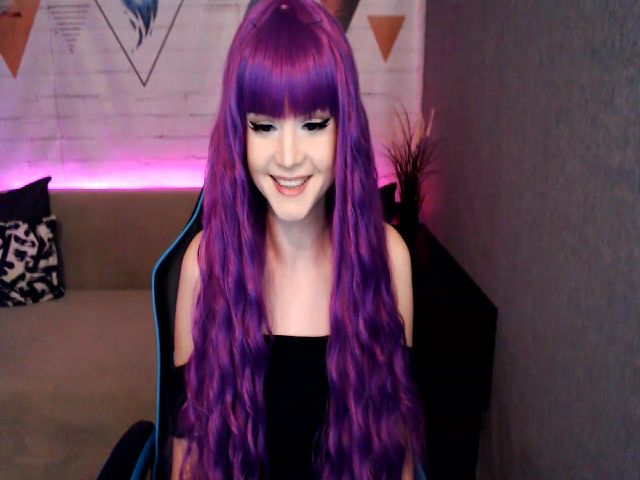 Live sex webcam photo for MonicaHigh #269185825