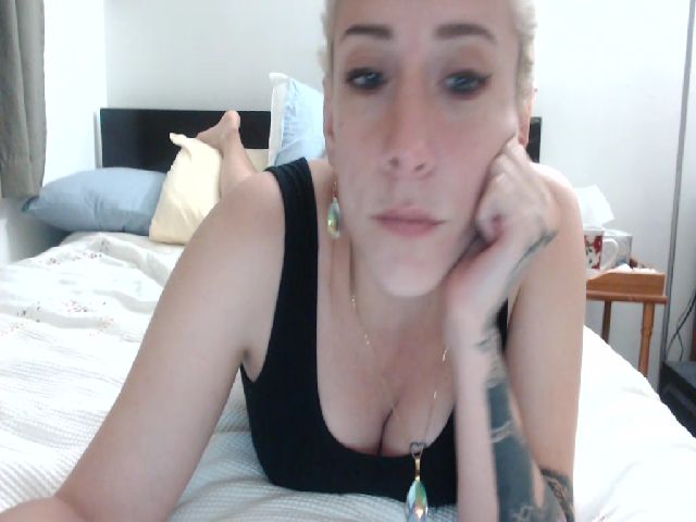 Live sex webcam photo for NightxLight #269187492
