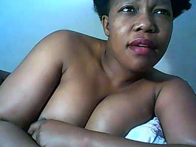 Live sex webcam photo for AfriPrincess #269189838