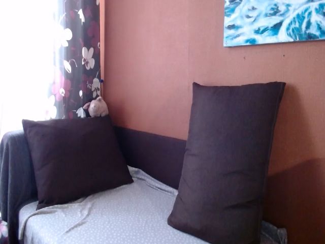 Live sex webcam photo for lisalisalisaa #269190259