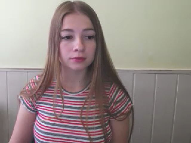 Live sex webcam photo for EmiStern #269189800