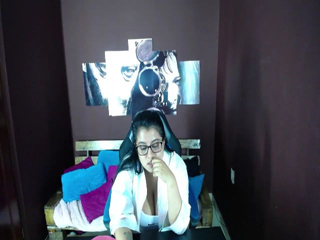 Live sex webcam photo for Hana_cute #269203300